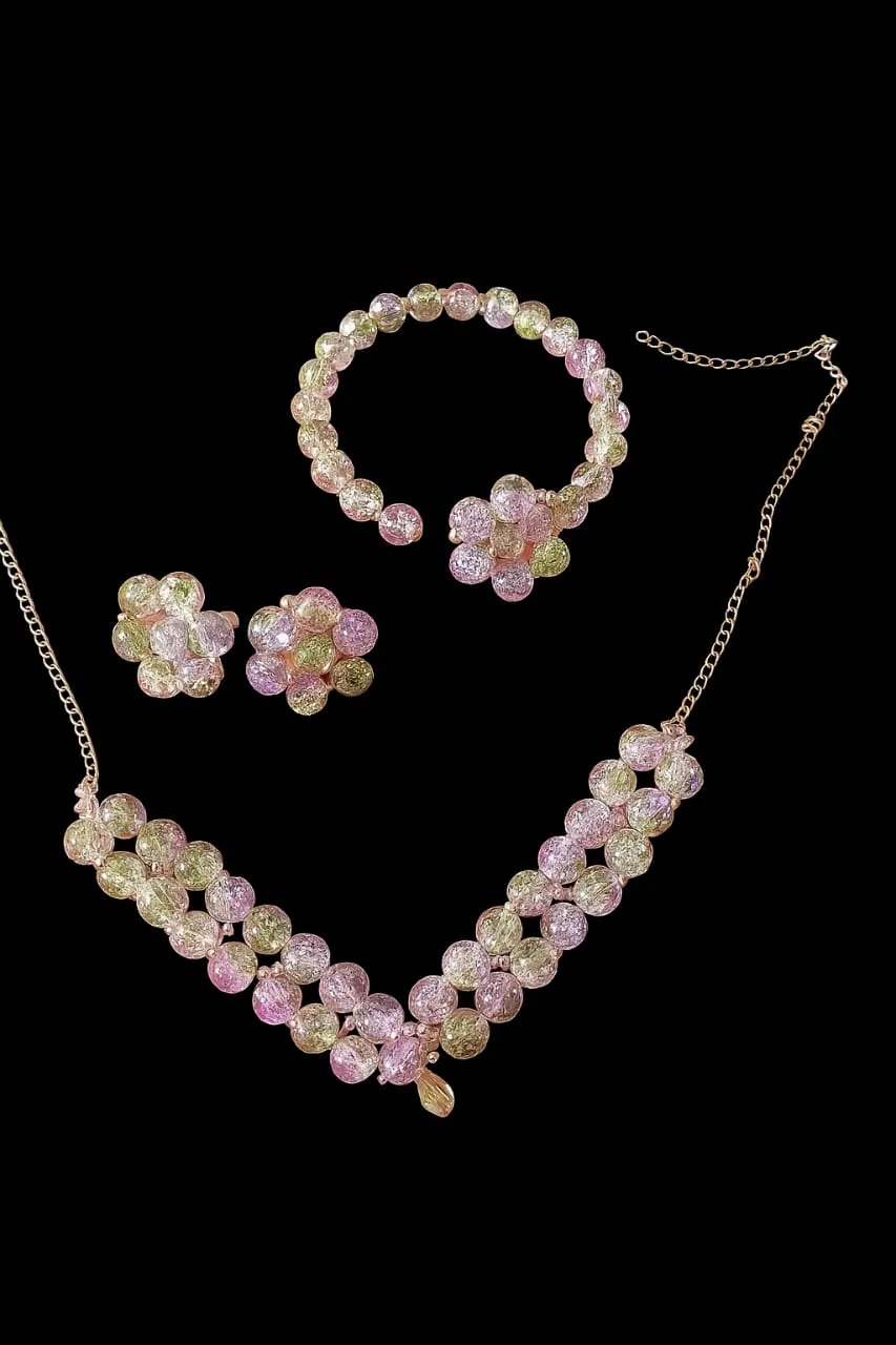 NECKLACE EAR TOPS AND BRESLET